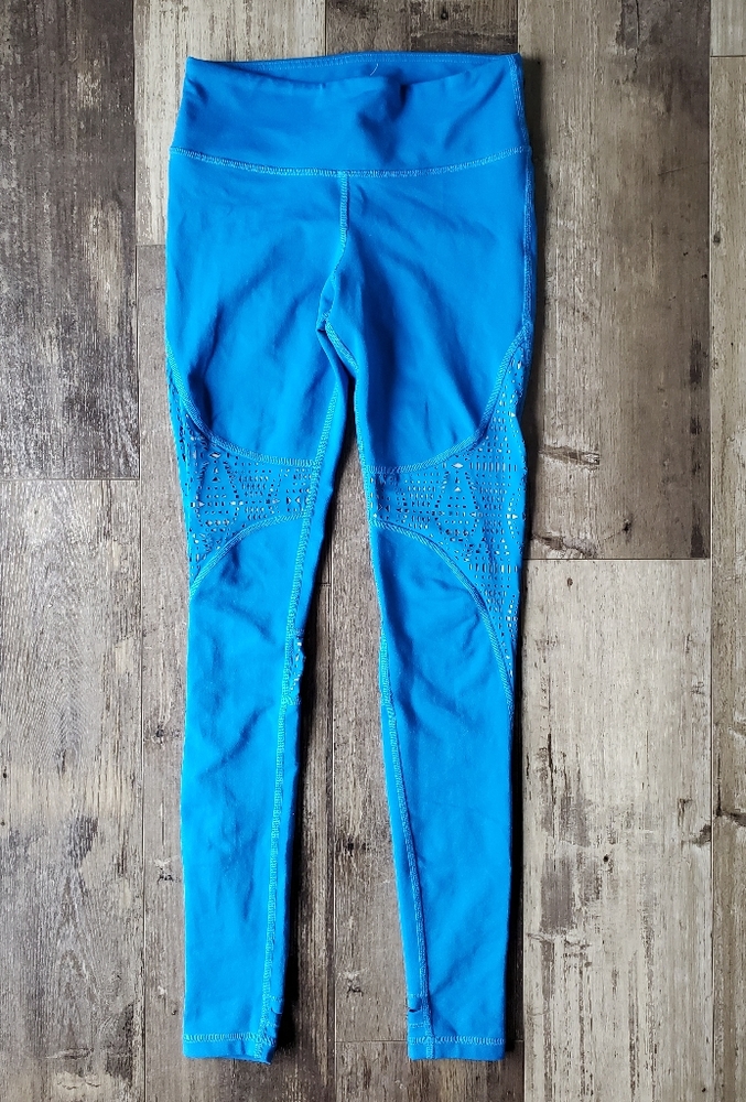 ALO Yoga Bright Blue Perforated Leggings - Picture 3 of 4